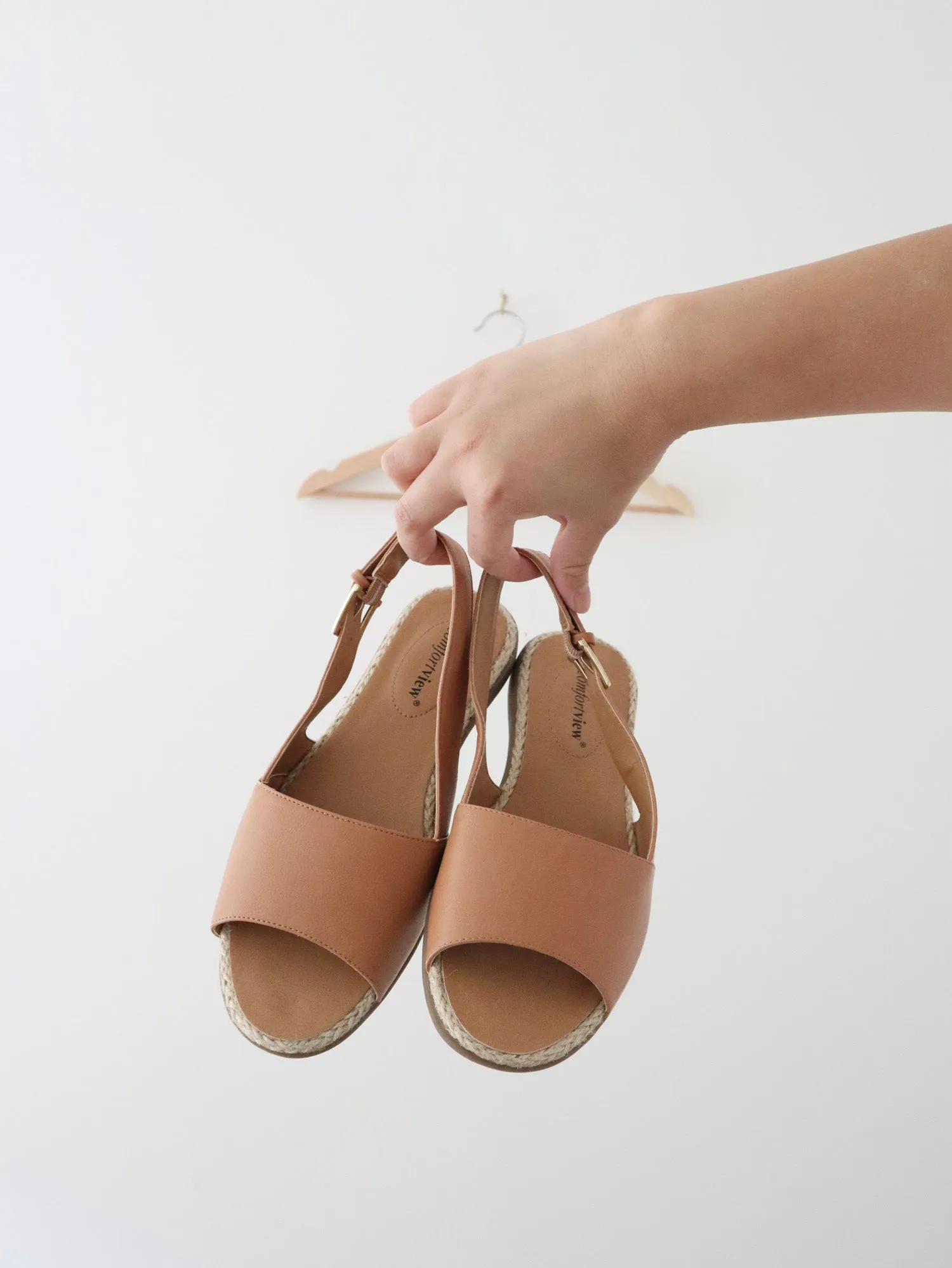 Avarca Comfort Sandals (8.5)