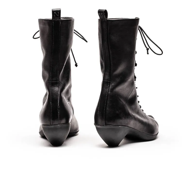 SS25_34 TANYA Smoke | Leather Boots